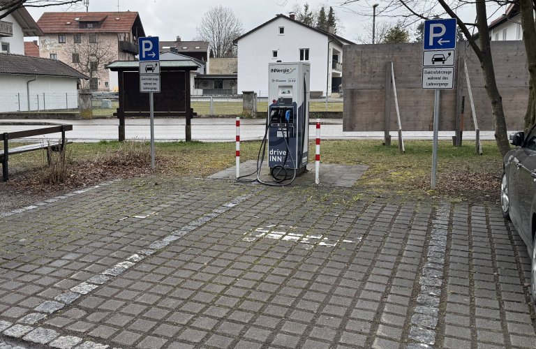 Weitere Ladesäulen